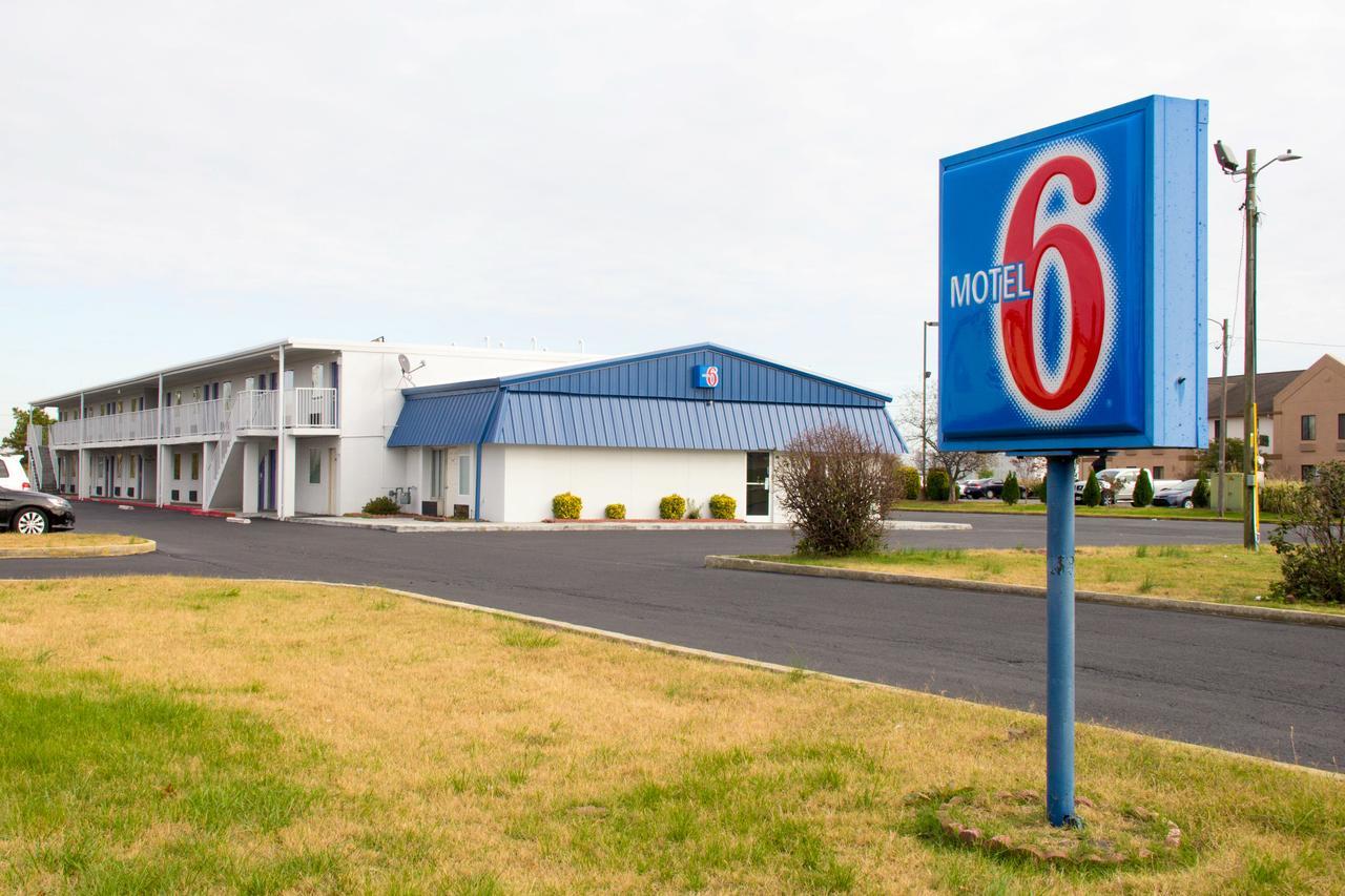 Country Yard Inn And Suites 赛克斯顿 外观 照片