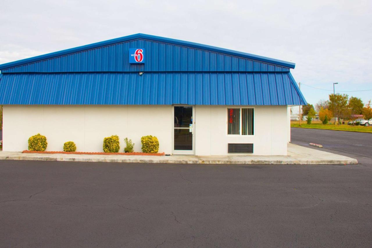 Country Yard Inn And Suites 赛克斯顿 外观 照片